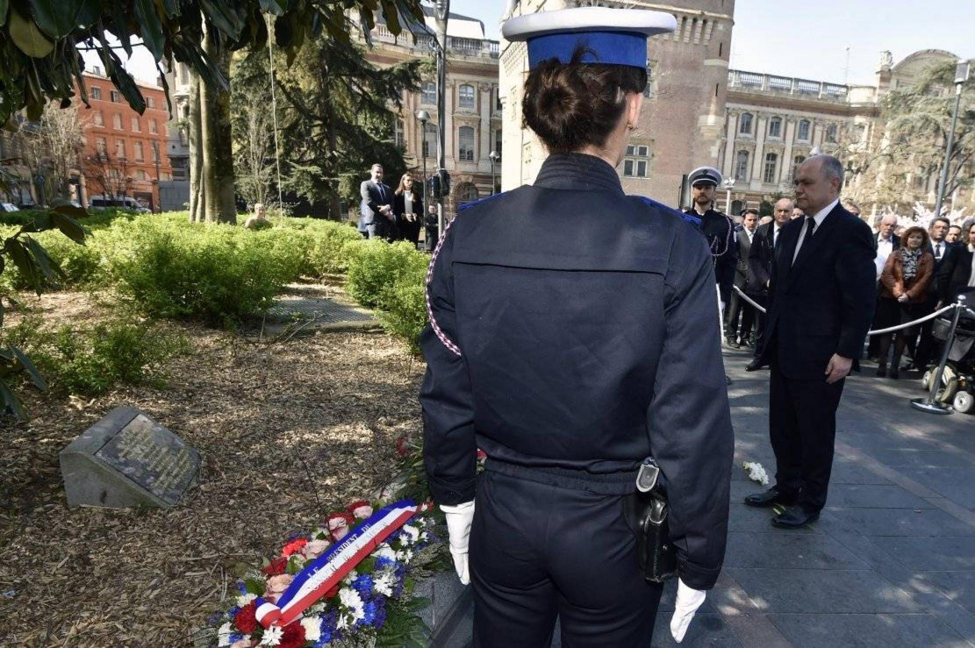 Attentats De Merah: Cinq Ans Après, Hommages Et Recueillements à ...