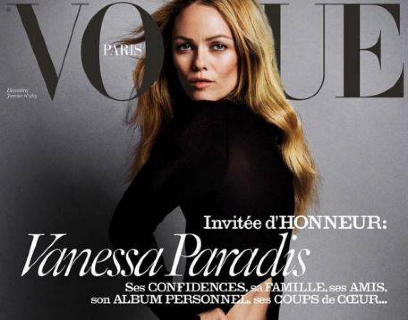 Vanessa Paradis à moitié nue en Une de 