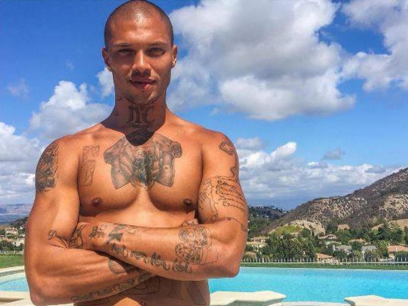 Fashion Week de New York: Jeremy Meeks, prisonnier beau gosse devenu  mannequin, fait un carton (VIDEO) | FranceSoir