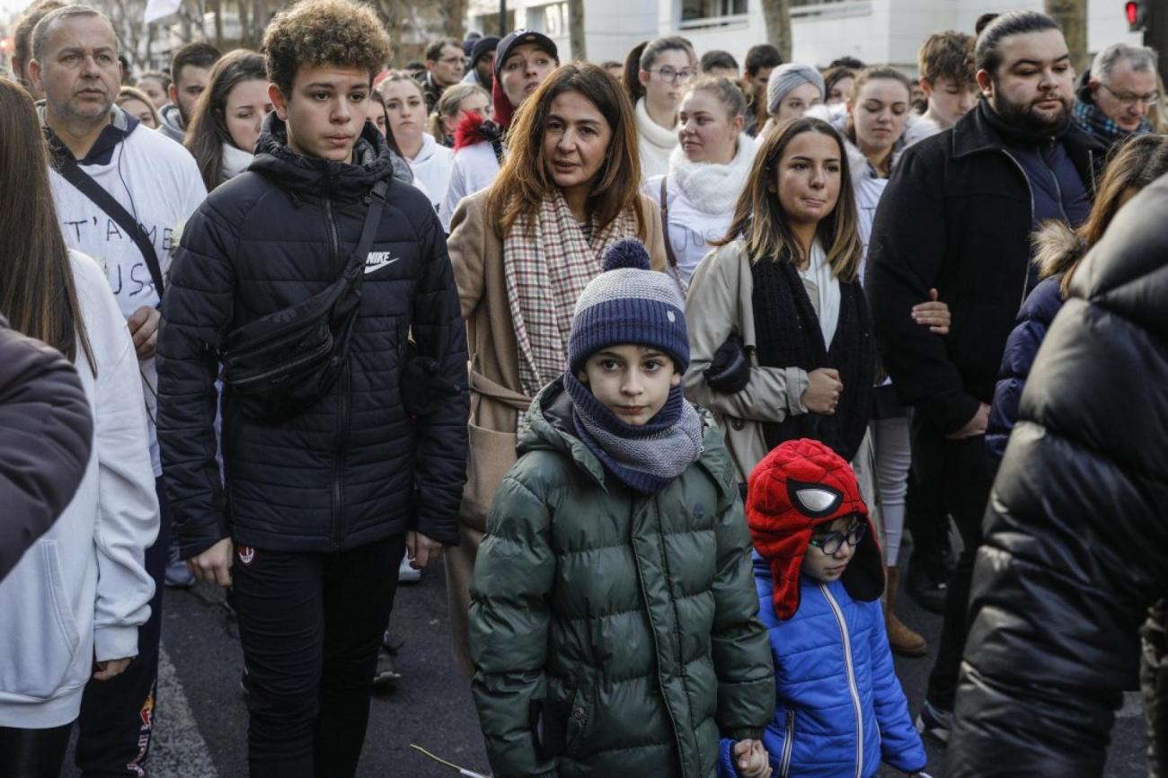 Homicide involontaire et désillusion : le combat de la veuve de Cédric Chouviat