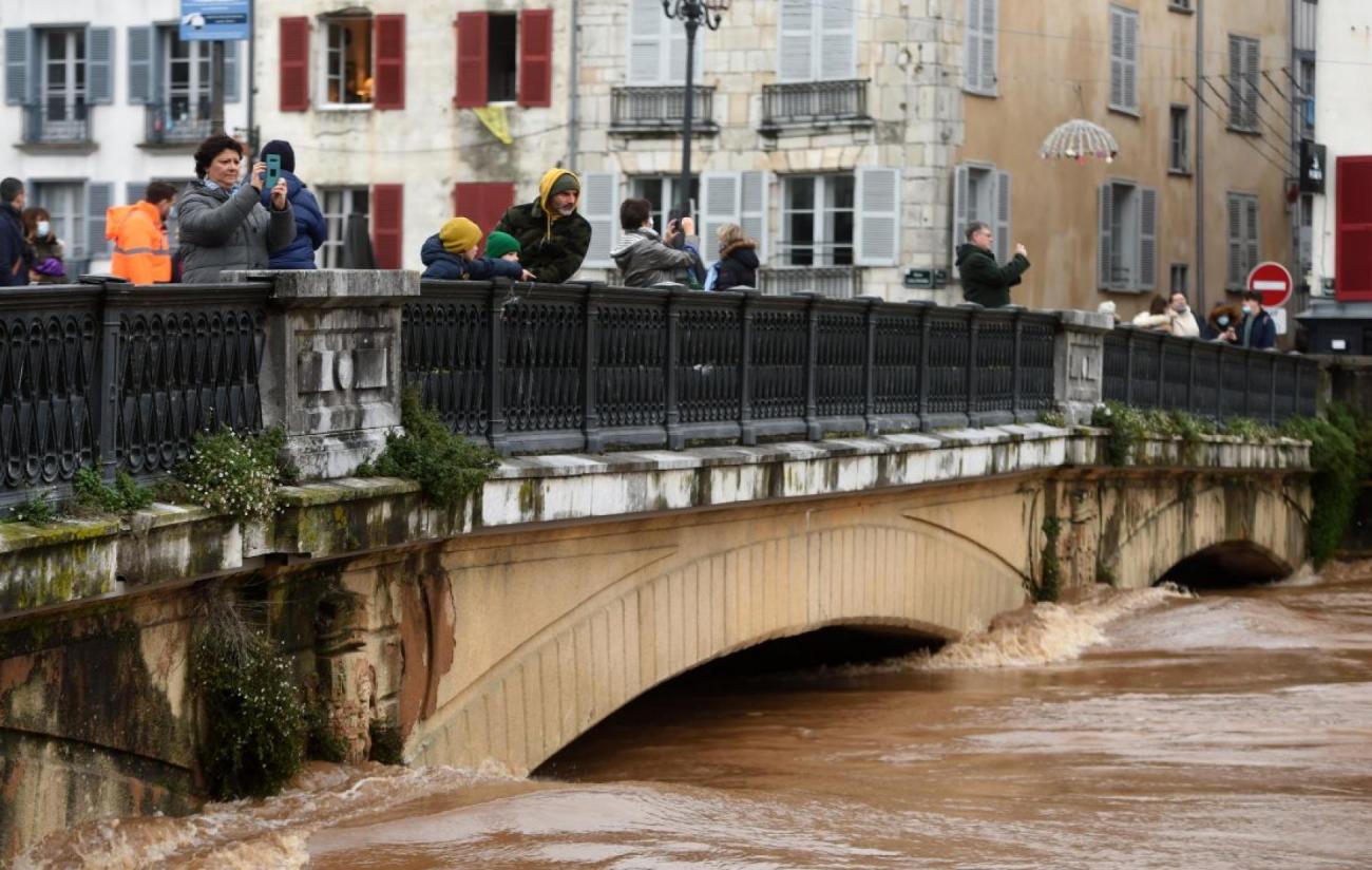 Inondations: Le Sud-Ouest Reste En Vigilance Extrême Après Des Pluies ...