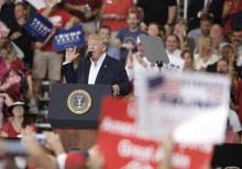 Donald Trump à bord de Air Force One sur la base du Maryland, le 17 février 2017 pour aller dans une