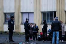 Des migrants évacués d'un squat le 9 février 2017 à Caen