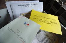 Le formulaire de parrainage de candidat à l'élection présidentielle, présenté le 22 février 2007 à C