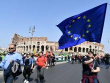 Des manifestants pro-européens à Rome le 25 mars 2017