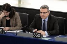 L'eurodéputé ex-Front national Aymeric Chauprade au Parlement européen à Strasbourg, le 8 mars 2016