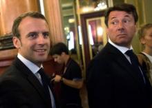 Emmanuel Macron (g) et Christian Estrosi, le 25 juillet 2016 à Nice