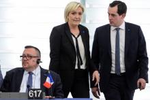 Marine Le Pen et Nicolas Bay au Parlement européen à Strasbourg, le 5 avril 2017