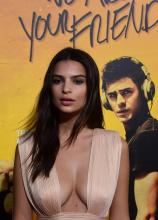 Emily Ratajkowski 2015 Film Friends Première