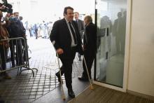 Le député Les Républicains Thierry Solère, ex-porte-parole de François Fillon, arrive au bureau poli