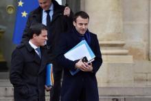 L'ancien Premier ministre Manuel Valls, et le président élu Emmanuel Macron, alors ministre de l'Éco