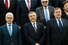 (GàD) Les leaders nationalistes bulgares Volen Siderov, Valeri Simeonov et Krasimir Karakatchanov, l