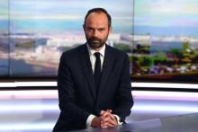 Le Premier ministre Edouard Philippe sur TF1 à Boulogne-Billancourt, près de Paris, le 15 mai 2017