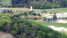 L'installation d'un bouclier antimissiles américain Thaad (c) sur un ancien terrain de golf, le 26 a