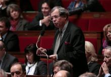 Le député du Calvados Alain Tourret, lors d'une séance de questions au gouvernement, à l'Assemblée n