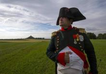 Frank Samson interprète le rôle de Napoléon Ier pour la reconstitution de la bataille de Waterloo.