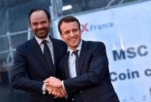 Edouard Philippe, alors maire du Havre, et Emmanuel Macron, ministre de l'Economie, à Saint-Nazaire,