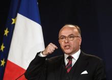 Le Premier ministre Bernard Cazeneuve lors d'un meeting de soutien à Emmanuel Macron, organisé à l'i