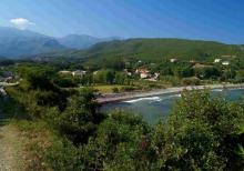 Une vue du village de Sisco et de sa plage