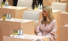 Ivanka Trump, la fille du président américain Donald Trump, assise pour remplacer son père lors de l