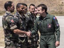 Le président Emmanuel Macron sur la base aérienne d'Istres (Bouches-du-Rhône), le 20 juillet 2017