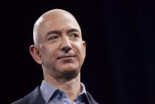 Le PDG d'Amazon, Jeff Bezos, est également le propriétaire du quotidien Washington Post, cible fréqu