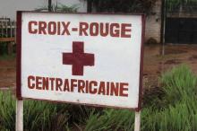 Un panneau de la Croix-Rouge à Bangui en Centrafrique, le 21 août 2014