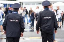 Des policiers russes à Sotchi, dans le sud de la Russie, le 19 juin 2017