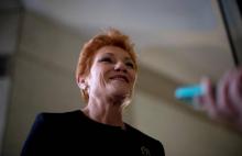 Pauline Hanson sénatrice australie extreme droite burqa