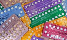 Photo d'archives de plaquettes de pilules contraceptives prise le 28 janvier 2013