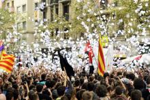 Manifestation pro-indépendance à Barcelone le 2 octobre 2017 au lendemain du référendum émaillé de v